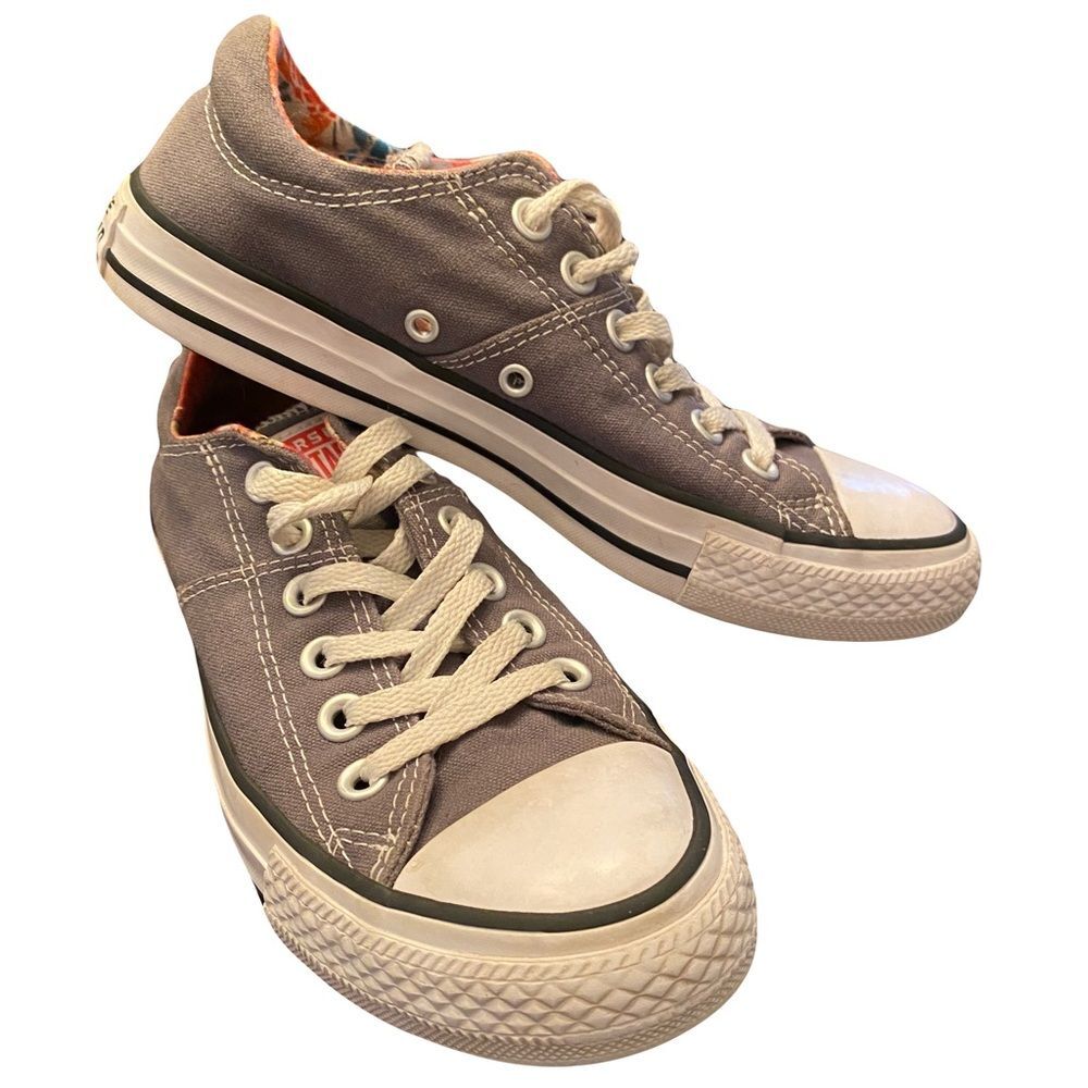 Women’s Converse Chuck Taylor All Star Grey with Floral Lining size 7
